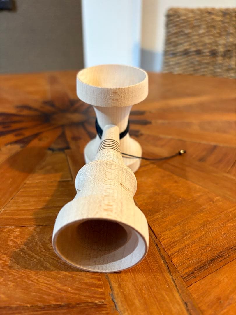 Lotus Kendamas とGHOST TOWN けん玉