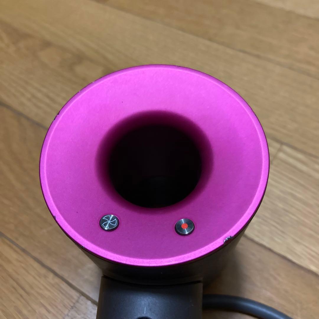 ダイソンヘアドライヤー　ジャンク　付属品付き