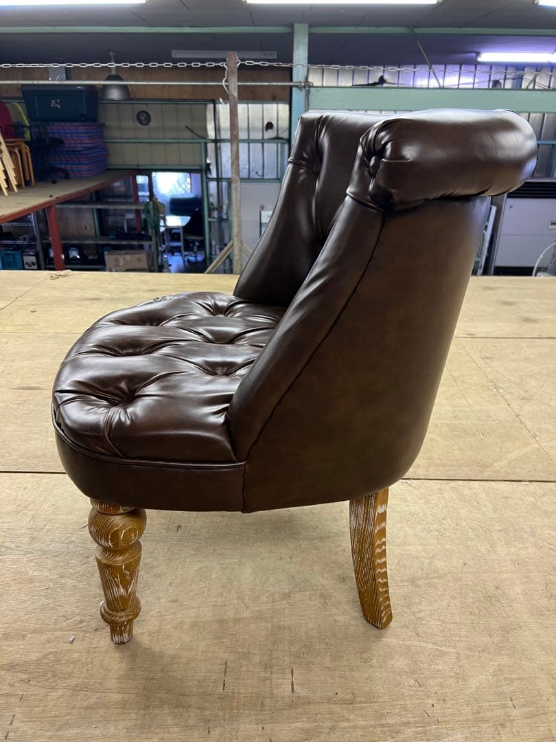 ソファーチェア クラシック家具 アンティークの一人掛けソファー