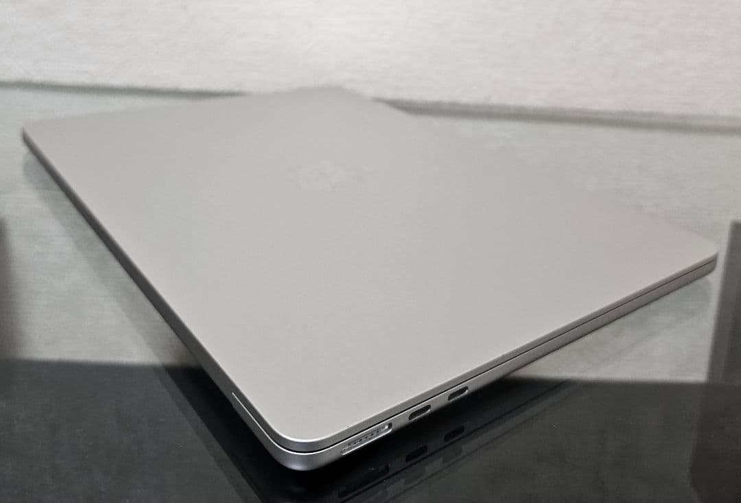 Apple MacBook Air 13.6インチ 2022 512GB