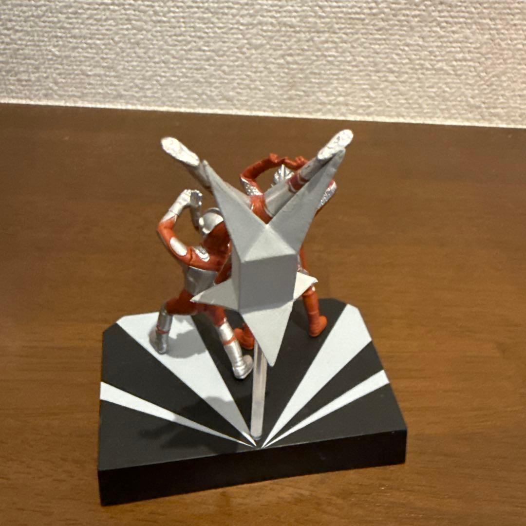 ウルトラ怪獣戯画　名鑑　ウルトラの星光る時