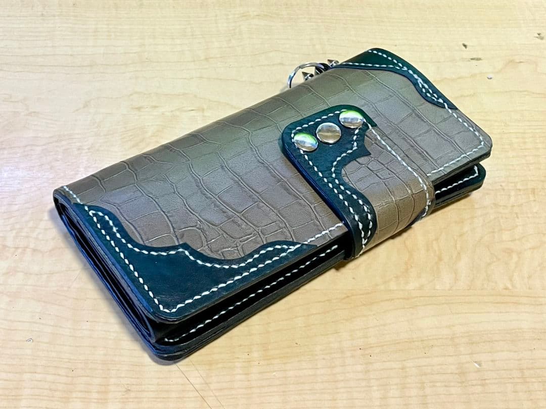 長財財布☆牛本皮・クロコ調★【新品】★