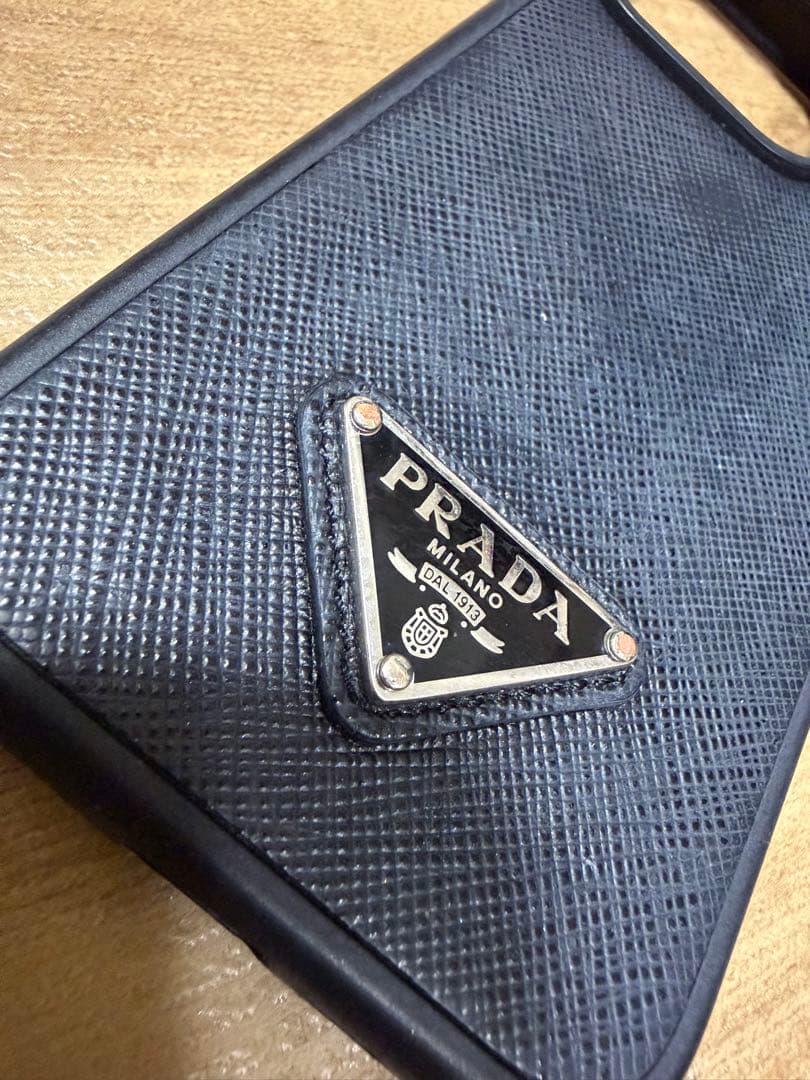PRADA iPhone15proケース