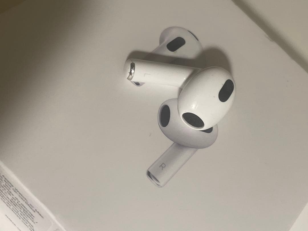 Apple AirPods 第３世代　不具合なし