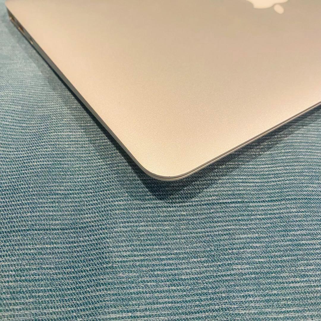 MacBookAir 2011 11インチ Core i5 4G 64GB