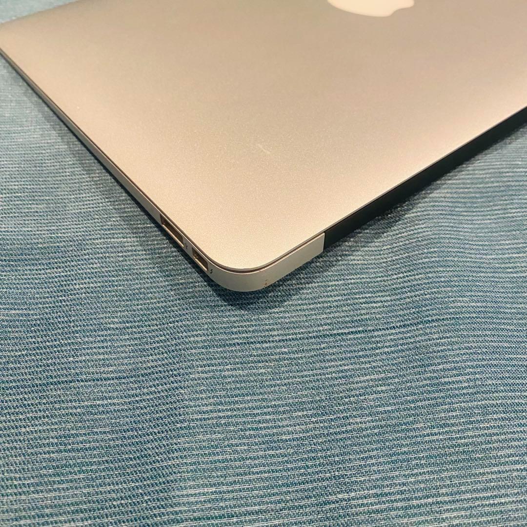 MacBookAir 2011 11インチ Core i5 4G 64GB