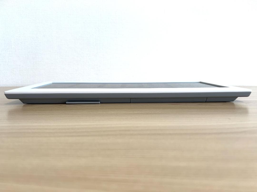 ★美品 MAG 壁掛け時計 置き時計 液晶 デジタル 電波時計 温湿度 大型 白