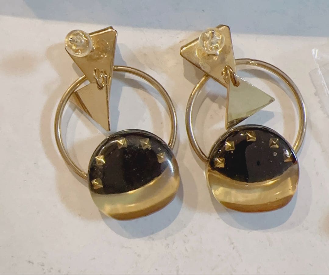 貴重　mallow ino Memphis ブラウン　ピアス
