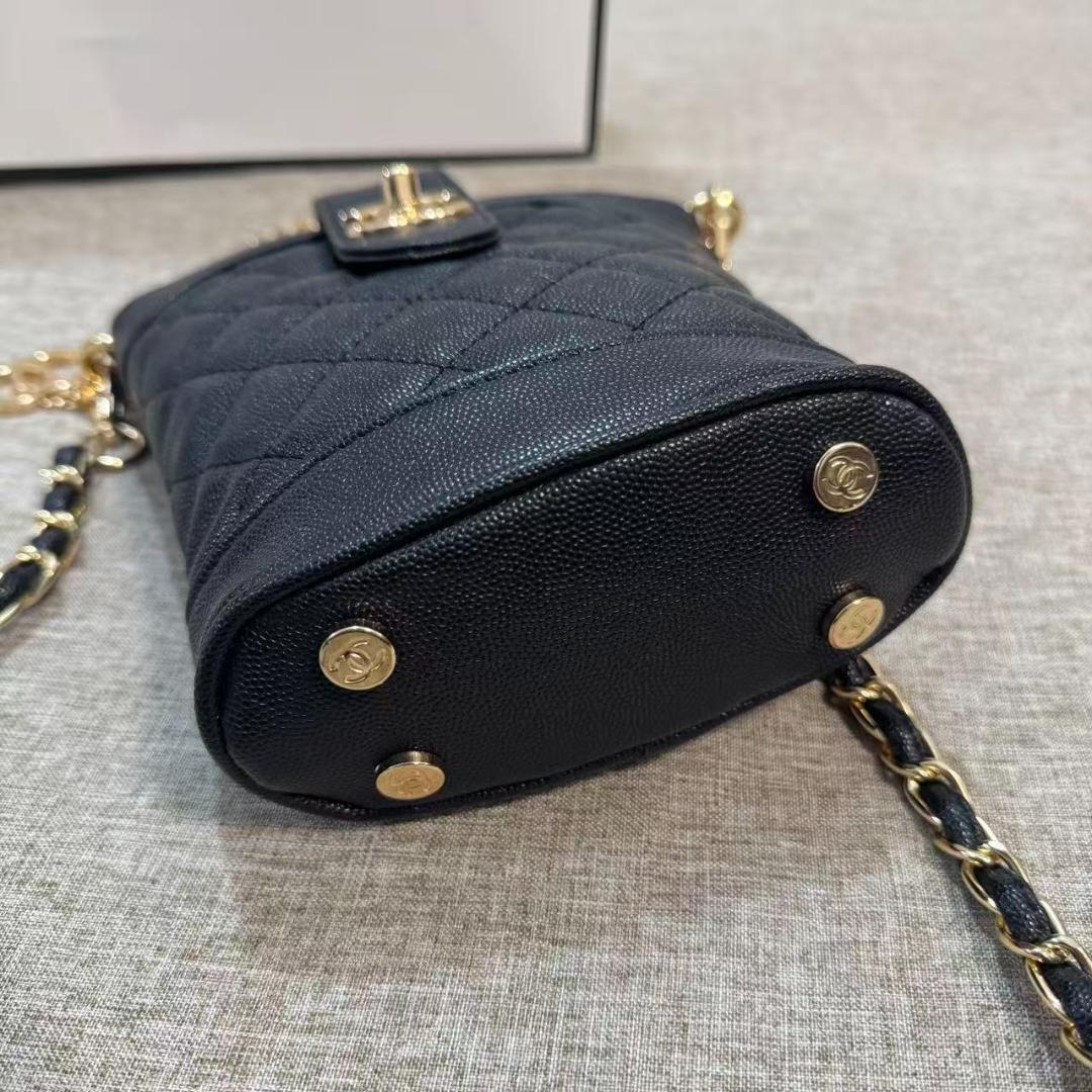 VIP限定 ノベルティ キルティング　ショルダーバッグ
