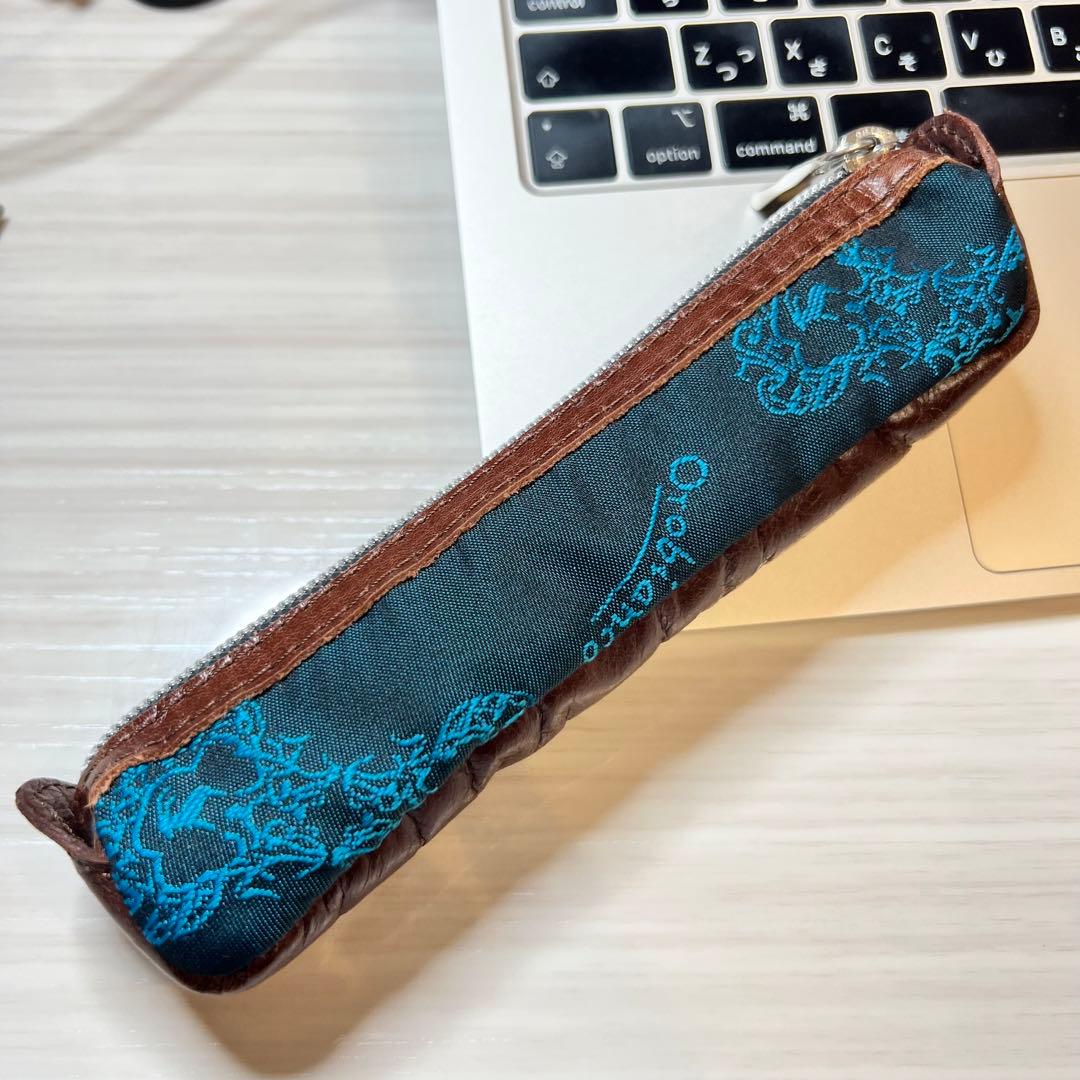 オロビアンコ Orobianco ペンケース 本革 珍品（ロゴの刺繍）