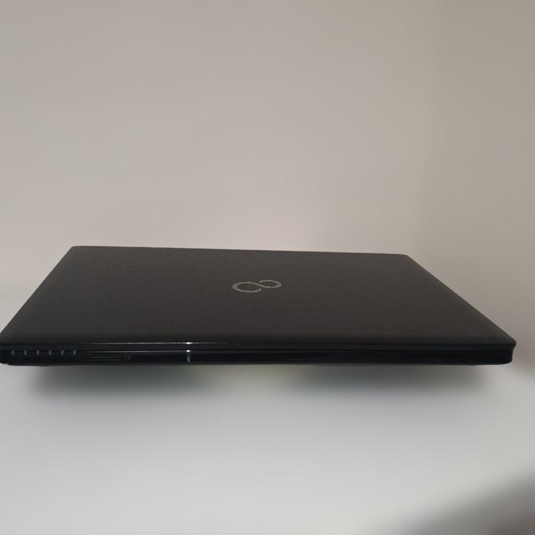 ノートパソコンWindows11高性能Core i7マイクロソフトオフィス付き
