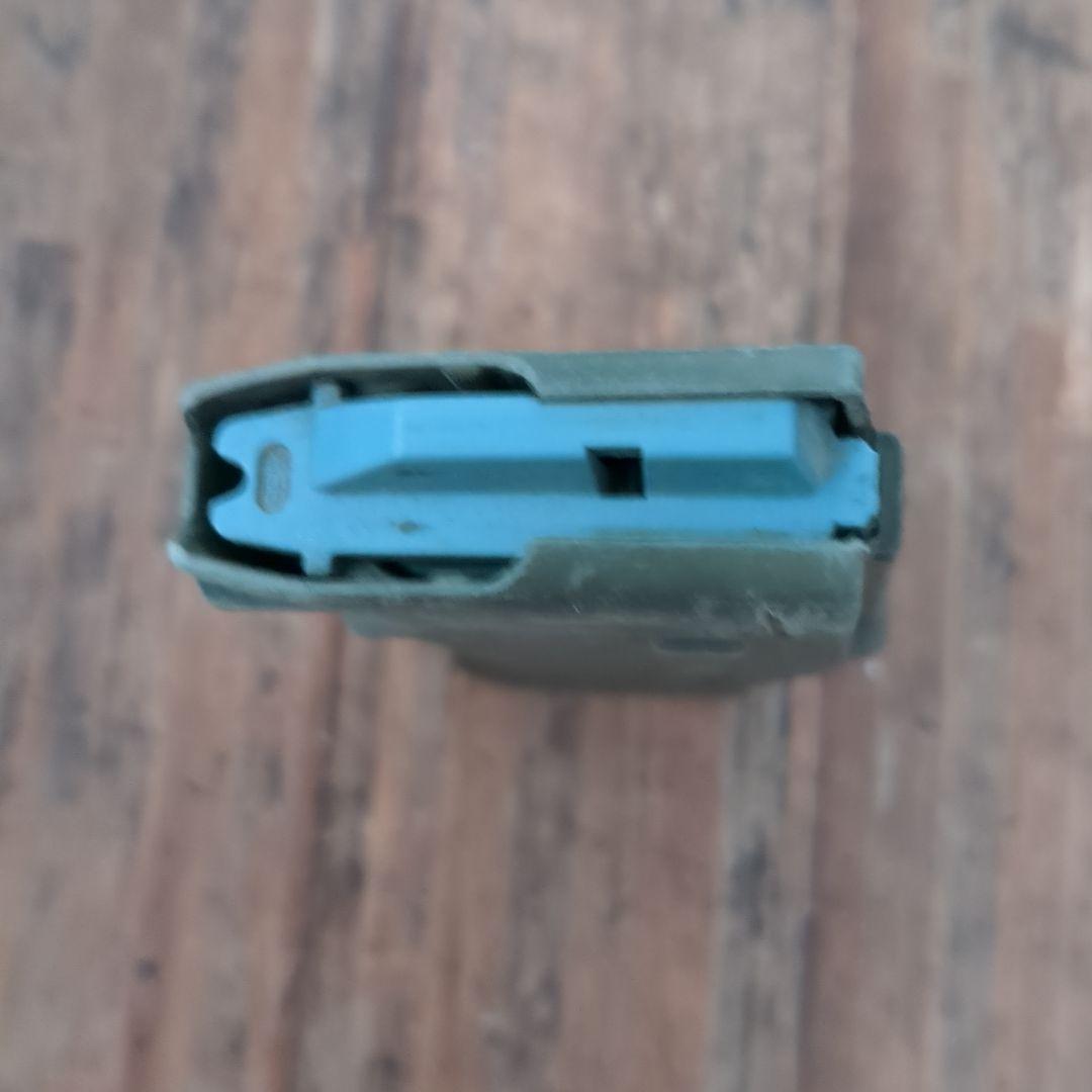 米軍　MAGPUL PMAG M4 両窓　5.56mm 30連 マガジン　⑤