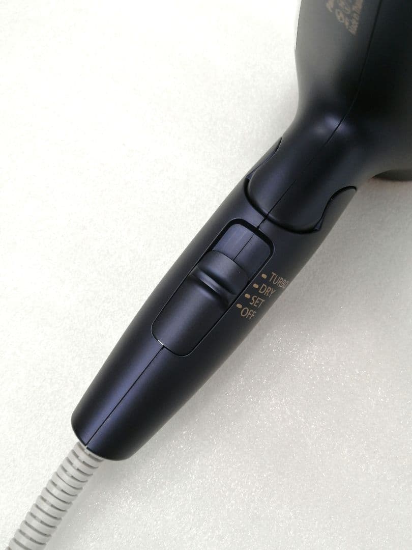 PANASONIC　パナソニックドライヤー　EH-CNA0E　010