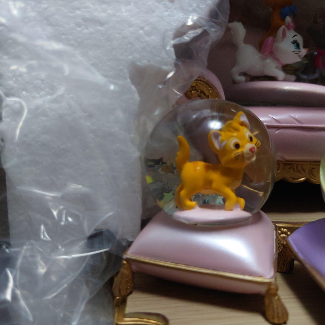 ディズニーフィギュアスノードーム猫の日キャット