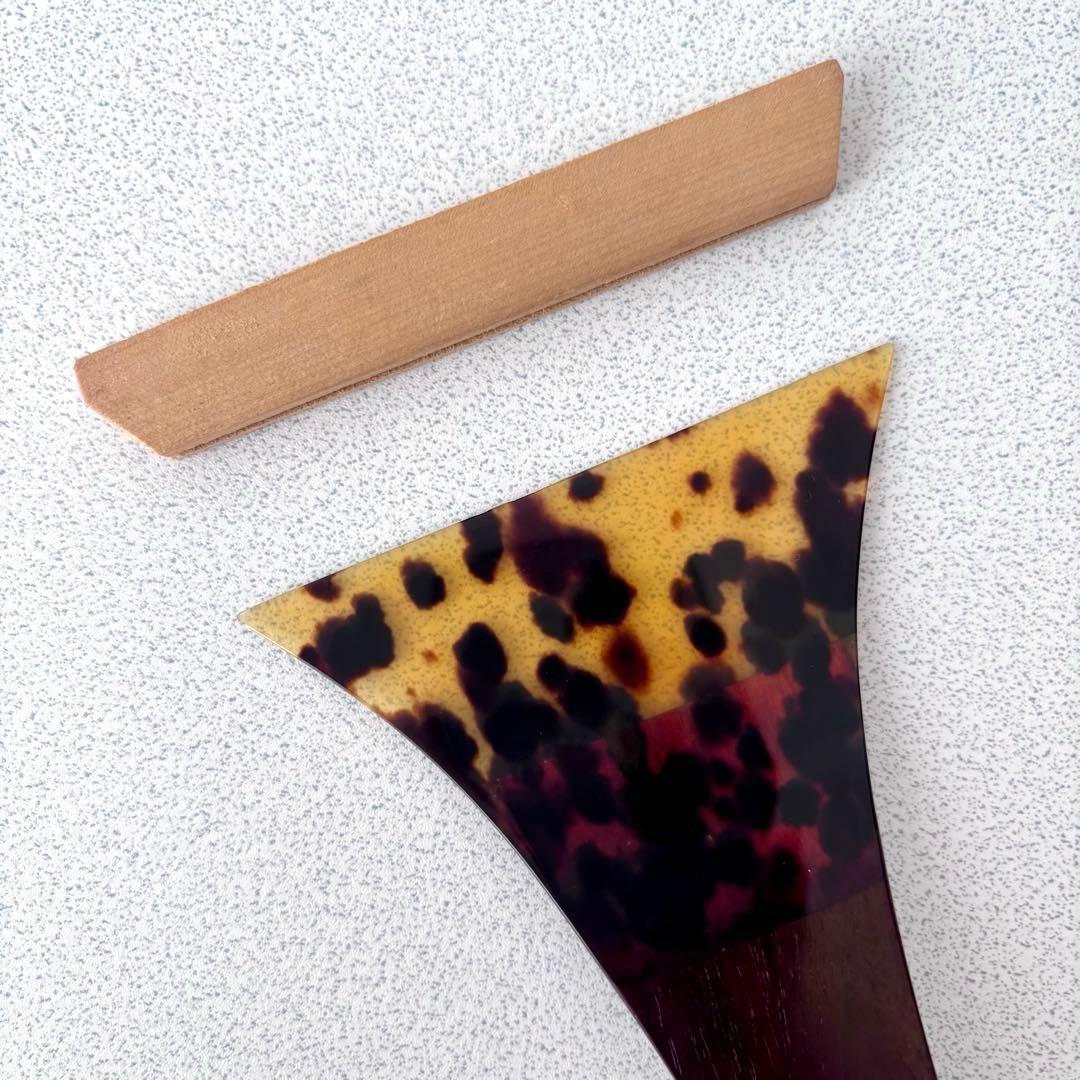 白象撥 津軽三味線 撥 鼈甲 木台 約137g 太棹用 共箱付