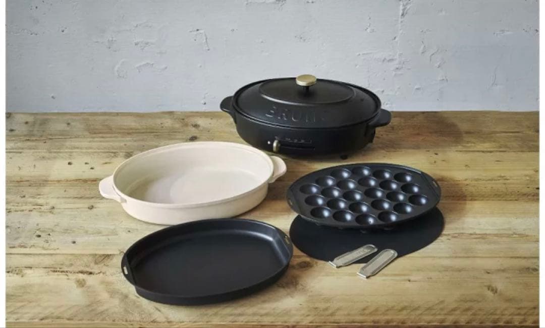 新品★未使用★BRUNO オーバルホットプレート　グレージュ