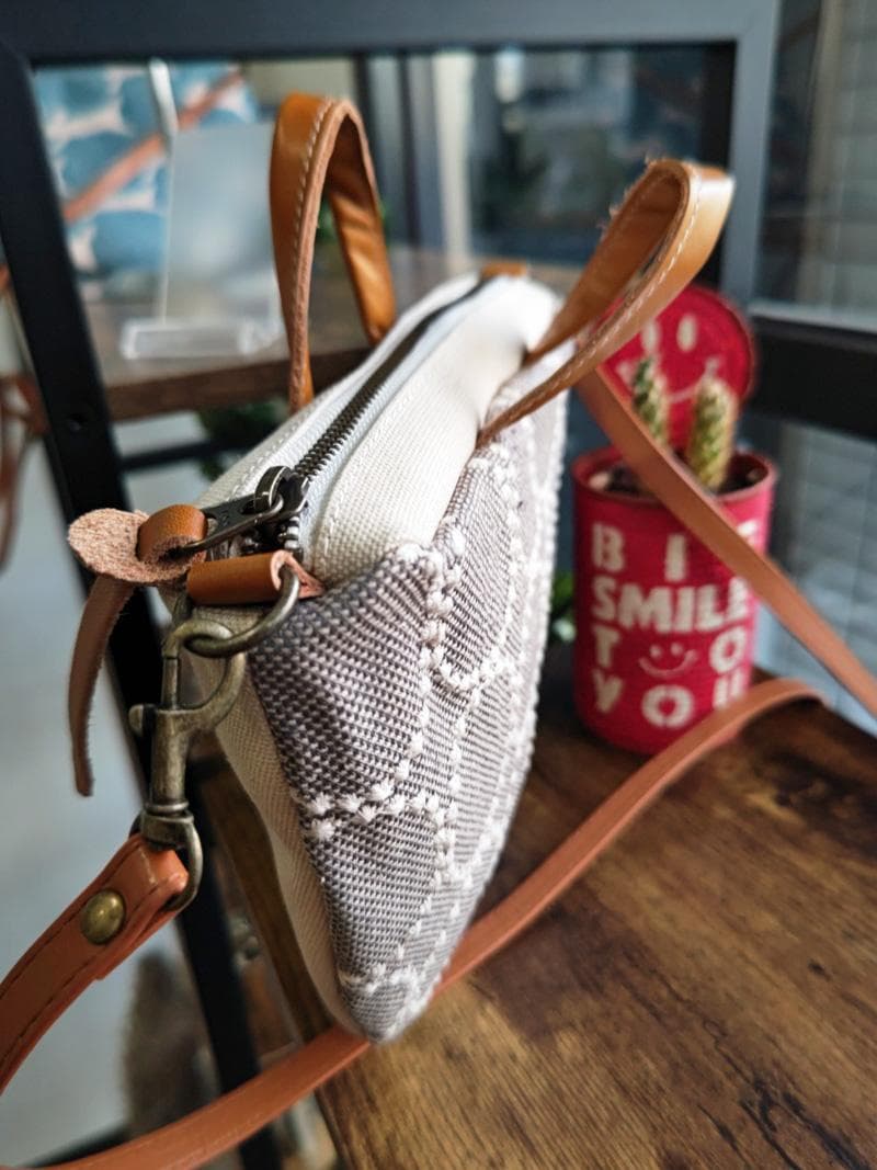 ミナペルホネン/tambourineタンバリンベージュ /ミニラウンドショルダー