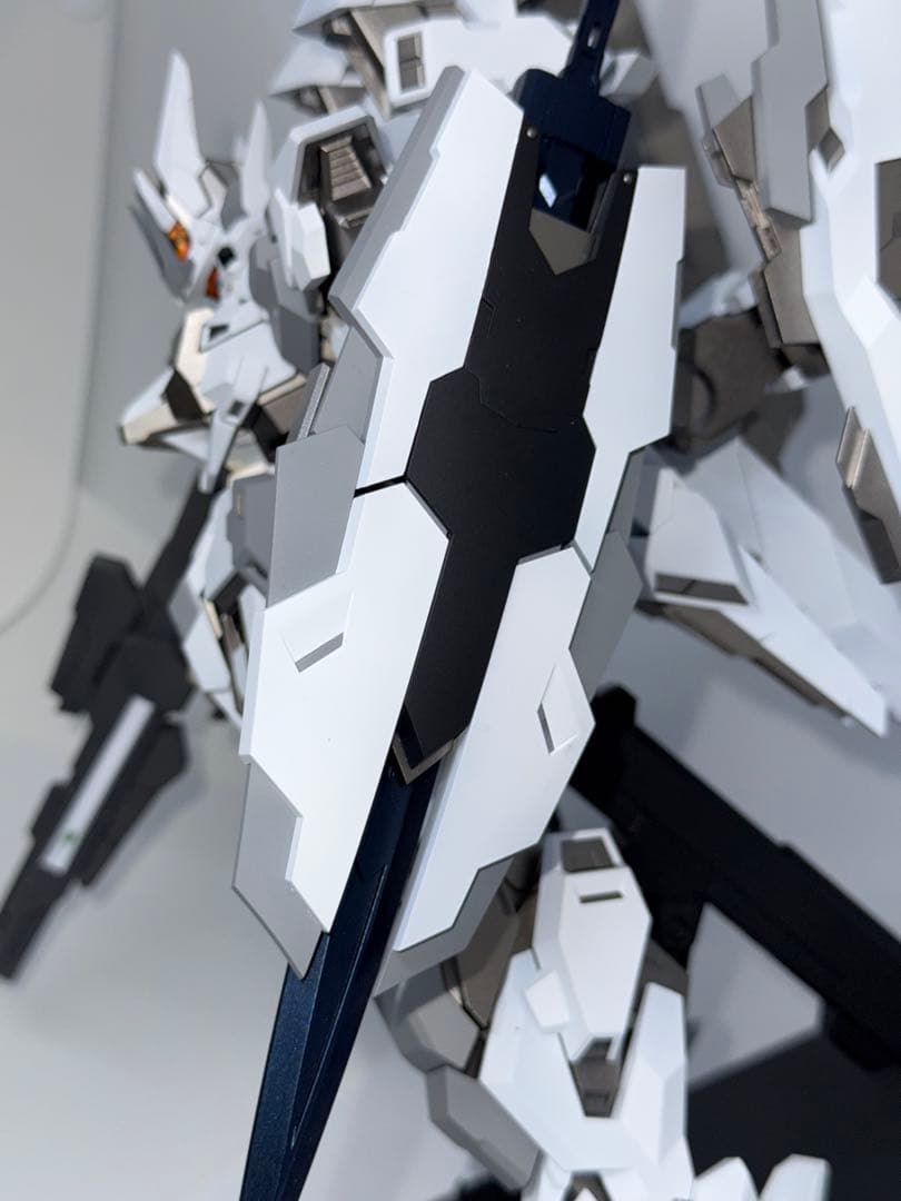 完成品　海外製　1/100 エストエイル　妖精の羽衣　MG SNAA 無限新星