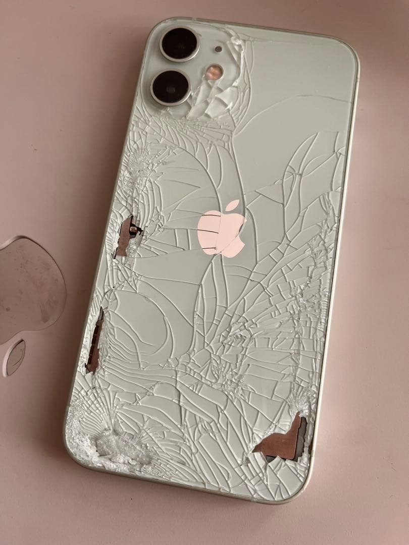 【部品取り】iPhone12 mini ミントグリーン ジャンク 画面破損