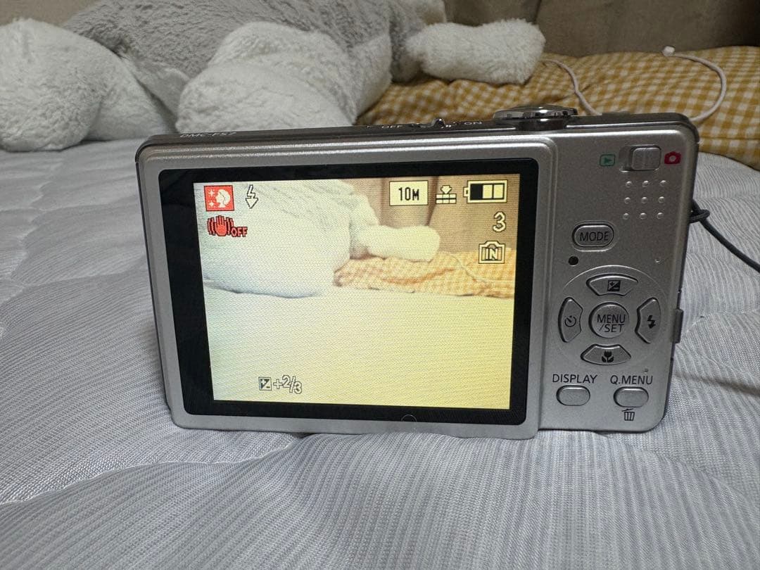 Panasonic DMC-FS7 デジタルカメラ 10メガピクセル