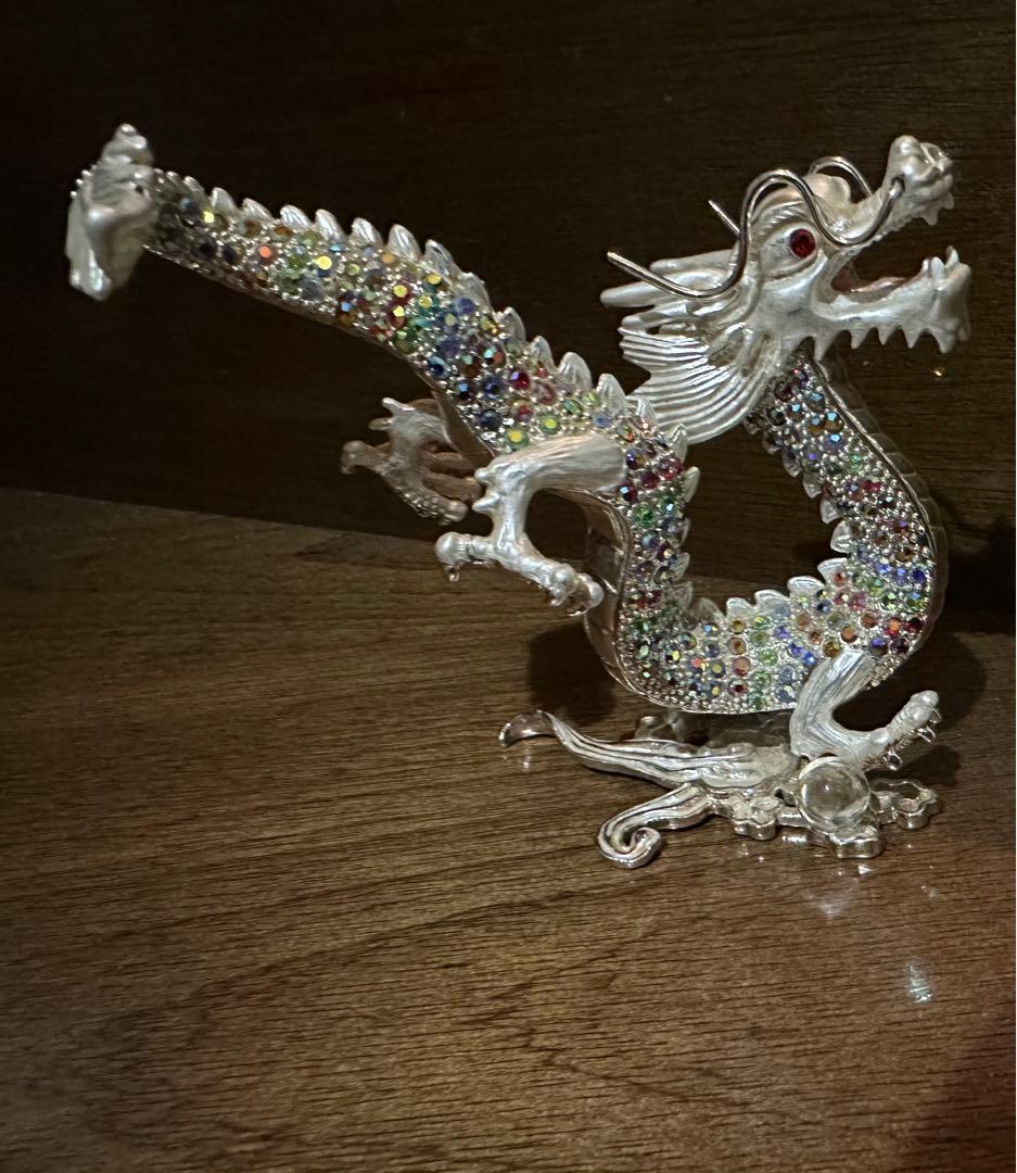 龍神の置物