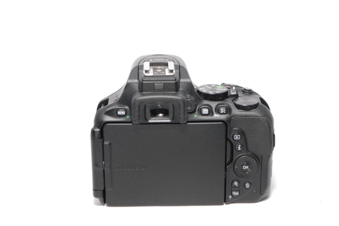 ✨Nikon D5600 ✨Wレンズ✨ショット数極小✨初心者モデル✨一眼レフ