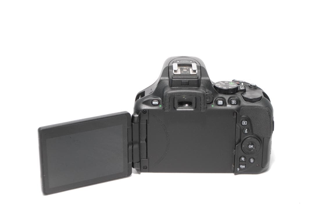 ✨Nikon D5600 ✨Wレンズ✨ショット数極小✨初心者モデル✨一眼レフ