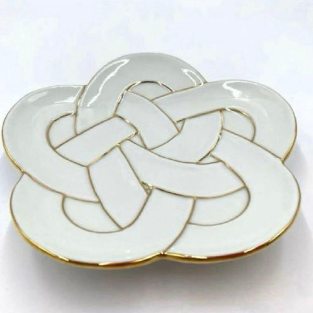 【新品】【大人気】有田焼田清窯　太白金線梅結び銘々皿　縁起物