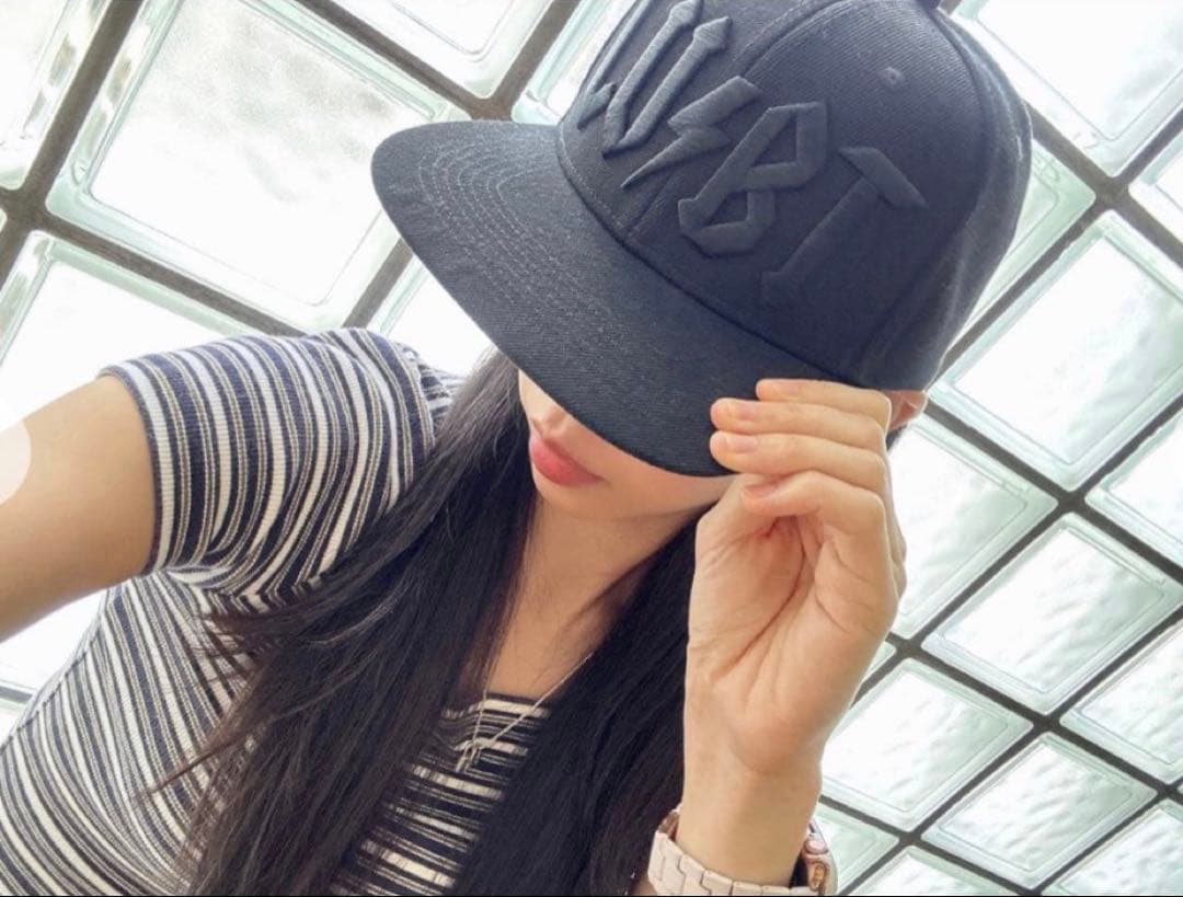 【LOVEBITES】 LV/BT snapback cap