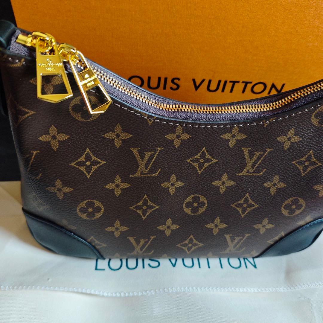 モノグラムレザーバッグ