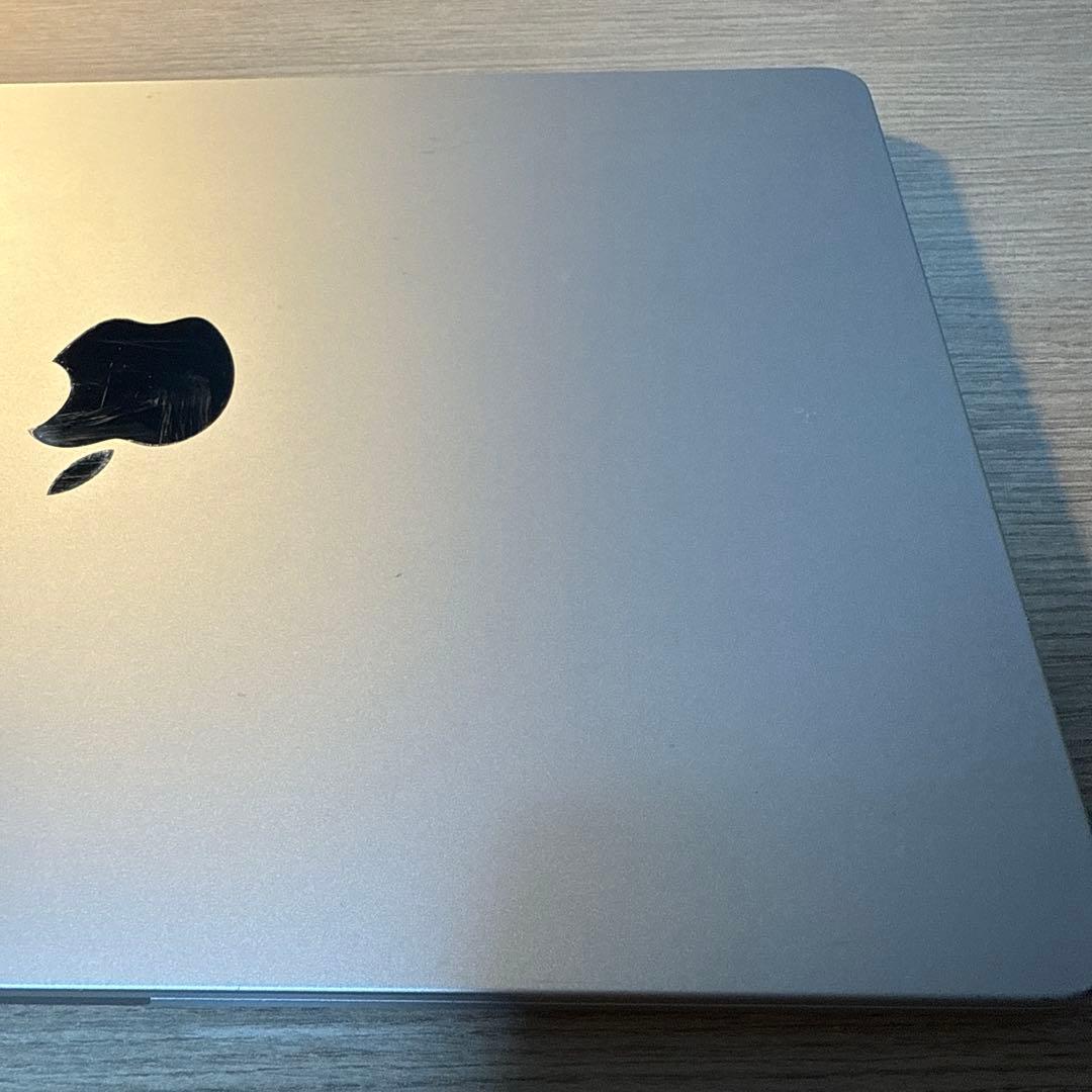 MacBook Air 13.6インチ（M2・2023年モデル）