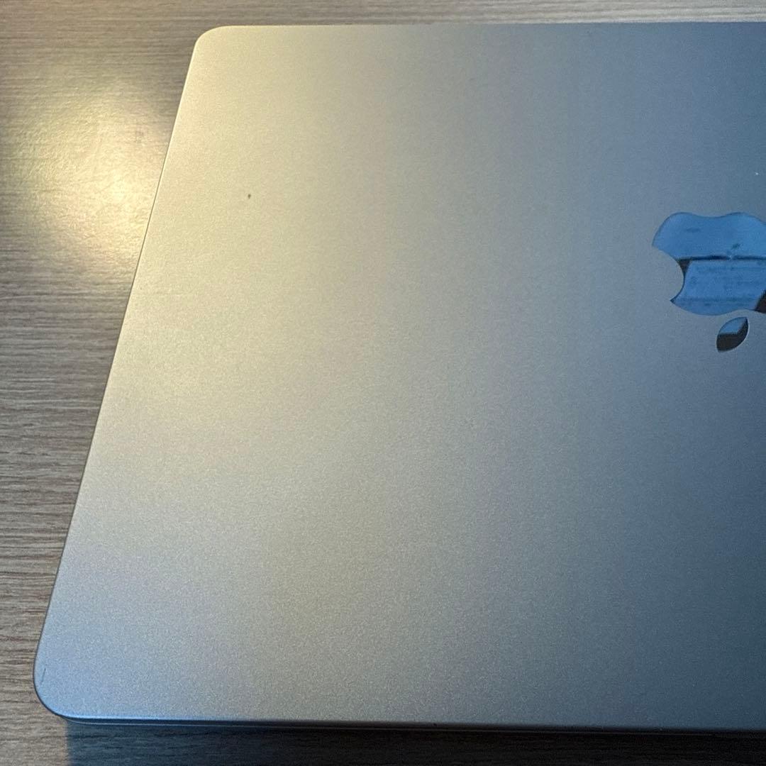 MacBook Air 13.6インチ（M2・2023年モデル）